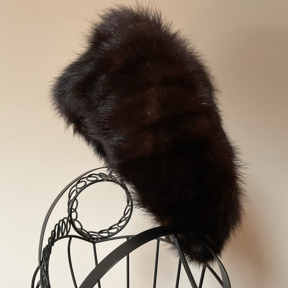 vintage Accessories - Beautiful mink beret, soft pelts, beautiful condition